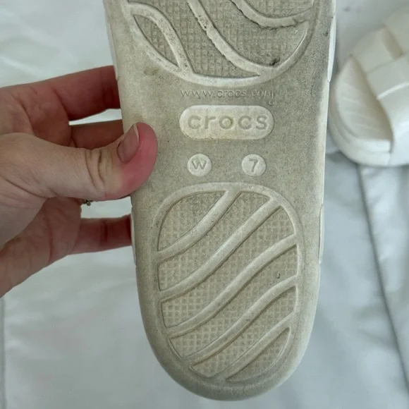CROCS Kids Cream Sandals - Picture 3 of 3